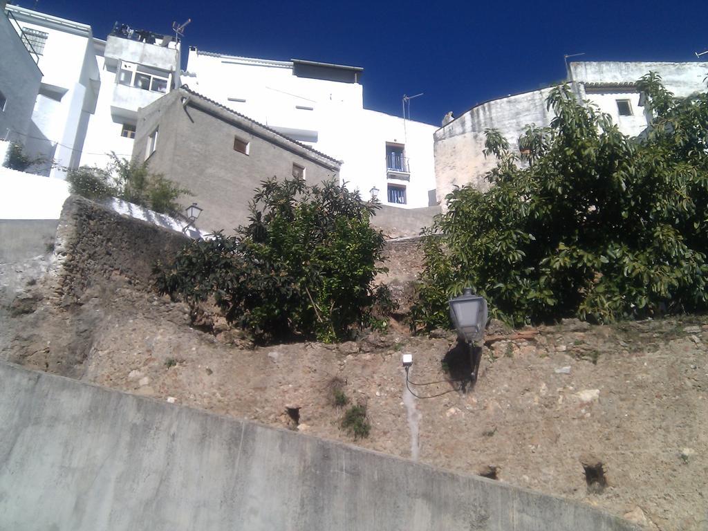 La Muralla Yunquera Luaran gambar